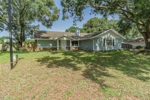 7328 SUMMIT AVE, LAKELAND, FL 33810 Sold 07/26/22