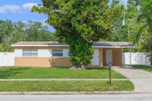 5115 TOWN N COUNTRY BLVD, TAMPA, FL 33615 Sold 08/23/22
