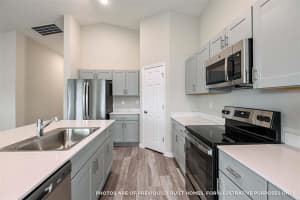 1468 AXEL CIR, WINTER HAVEN, FL 33880 Sold 10/07/22