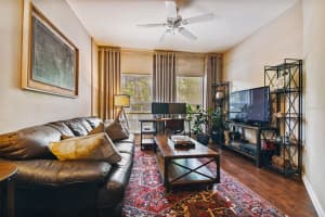 410 S ARMENIA AVE #915, TAMPA, FL 33609 Sold 10/28/22