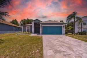 4616 HORSESHOE PICK LN, VALRICO, FL 33594 Sold 07/26/22