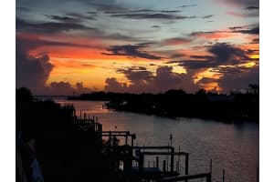 865 SYMPHONY ISLES BLVD, APOLLO BEACH, FL 33572 Sold 08/23/22