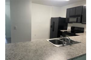 9840 HOUND CHASE DR, GIBSONTON, FL 33534 Sold 08/22/22