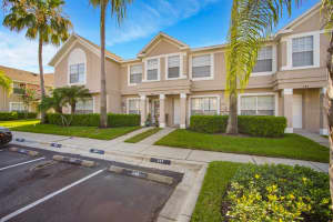 547 KENSINGTON LAKE CIR, BRANDON, FL 33511 Sold 08/19/22