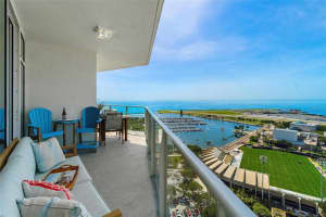 175 1ST ST S #2705, ST PETERSBURG, FL 33701 Sold 10/27/22