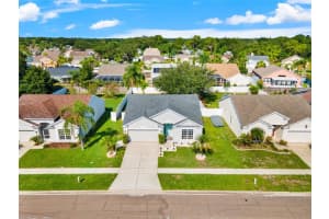 113 ISLAND WATER WAY, APOLLO BEACH, FL 33572 Sold 08/05/22