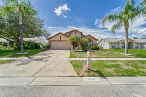 10621 FOXCREST WAY, RIVERVIEW, FL 33569 Sold 07/27/22