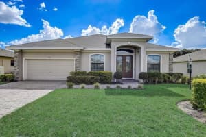 284 BENTLEY OAKS BLVD, AUBURNDALE, FL 33823 Sold 09/01/22