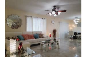 9203 CAMINO VILLA BLVD, TAMPA, FL 33635 Sold 09/01/22