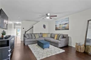 3416 CASTLE STONE CT, VALRICO, FL 33594 Sold 08/05/22