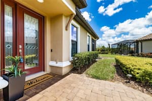 8440 ALBERATA VISTA DR, TAMPA, FL 33647 Sold 07/29/22