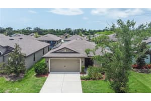 925 WYNNMERE WALK AVE, RUSKIN, FL 33570 Sold 08/31/22