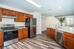 2641 EDGEWATER FALLS DR, BRANDON, FL 33511 Sold 08/19/22