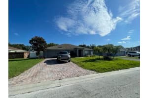 427 MAJESTIC GARDENS BLVD, WINTER HAVEN, FL 33880 Sold 10/28/22