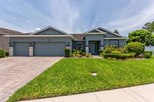 230 FRANKLIN CT, WINTER HAVEN, FL 33881 Sold 10/19/22