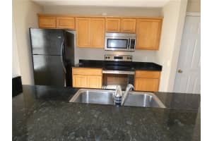 220 HARDCASTLE PL #220, VALRICO, FL 33594 Sold 08/29/22