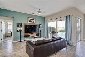 7210 38TH CT E, SARASOTA, FL 34243 Sold 07/12/22