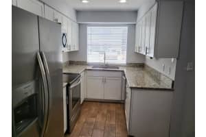 7605 CAMARINA CALLE #7605, TAMPA, FL 33615 Sold 08/15/22