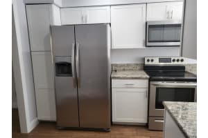 7605 CAMARINA CALLE #7605, TAMPA, FL 33615 Sold 08/15/22