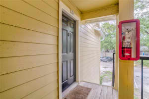 8702 MALLARD RESERVE DR #201, TAMPA, FL 33614 Sold 09/02/22