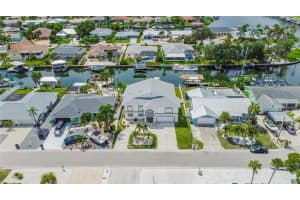 6328 BALBOA LN, APOLLO BEACH, FL 33572 Sold 09/23/22