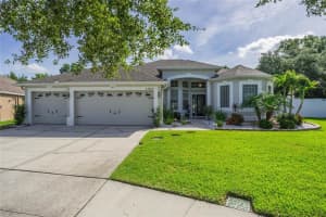 27829 SUMMER PLACE DR, WESLEY CHAPEL, FL 33544 Sold 08/19/22