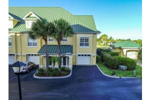 6420 SUNSET BAY CIR, APOLLO BEACH, FL 33572 Sold 09/12/22