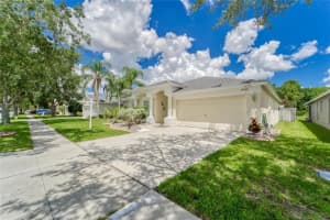 12416 CEDARFIELD DR, RIVERVIEW, FL 33579 Sold 08/18/22