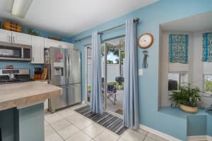 330 SUMMER SAILS DR, VALRICO, FL 33594 Sold 09/09/22