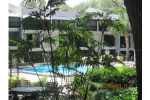 14472 REUTER STRASSE CIR #404, TAMPA, FL 33613 Sold 08/12/22