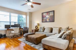 3104 TOSCANA CIR, TAMPA, FL 33611 Sold 07/28/22