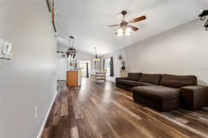 11729 MANGO CROSS CT, SEFFNER, FL 33584 Sold 08/05/22