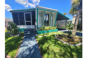 4851 W GANDY BLVD #B1L8, TAMPA, FL 33611 Sold 08/08/22