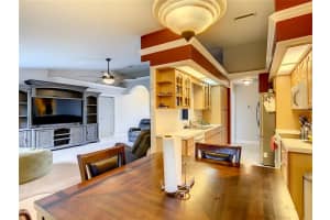 2258 PALMVIEW CIR E, AUBURNDALE, FL 33823 Sold 07/29/22