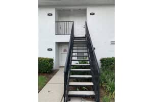 3804 N OAK DR #X52, TAMPA, FL 33611 Sold 08/22/22