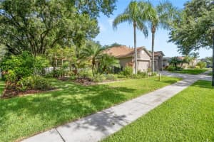 8950 ABERDEEN CREEK CIR, RIVERVIEW, FL 33569 Sold 08/22/22