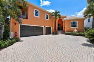 6117 MARBELLA BLVD, APOLLO BEACH, FL 33572 Sold 12/15/22