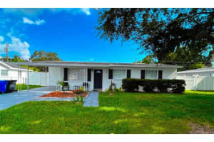 8012 CORNWALL LN, TAMPA, FL 33615 Sold 08/29/22