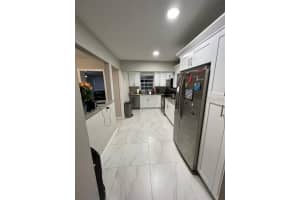 8012 CORNWALL LN, TAMPA, FL 33615 Sold 08/29/22