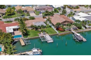 12155 5TH ST E, TREASURE ISLAND, FL 33706 Sold 08/19/22