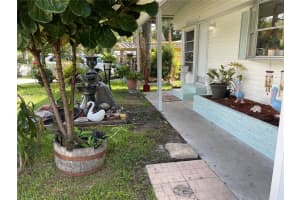 508 SKYLINE DR W, LAKELAND, FL 33801 Sold 02/08/23