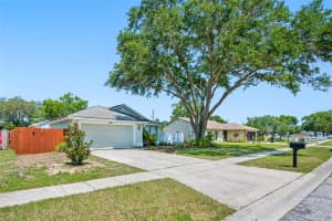1208 WINDHORST RIDGE DR, BRANDON, FL 33510 Sold 08/15/22