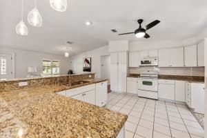 1808 BRIDGE ST, ENGLEWOOD, FL 34223 Sold 10/28/22