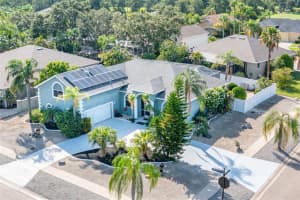 812 BUNKER VIEW DR, APOLLO BEACH, FL 33572 Sold 08/19/22