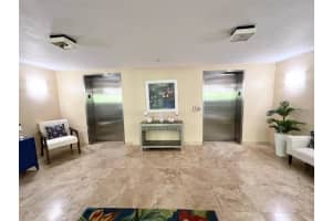12077 GANDY BLVD N #371, ST PETERSBURG, FL 33702 Sold 08/29/22