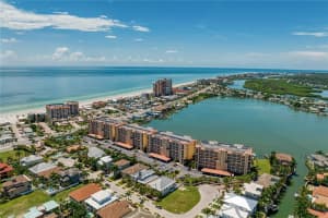 17745 GULF BLVD #404, REDINGTON SHORES, FL 33708 Sold 08/05/22