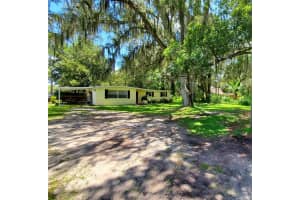 1201 N VALRICO RD, VALRICO, FL 33594 Sold 08/01/22