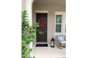 11317 QUIET FOREST DR, TAMPA, FL 33635 Sold 11/16/22