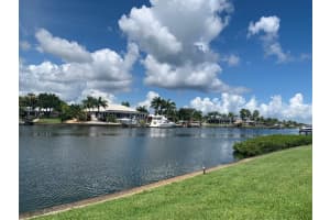 1028 APOLLO BEACH BLVD #312, APOLLO BEACH, FL 33572 Sold 12/07/22