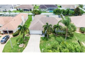 417 RUBY LAKE PL, WINTER HAVEN, FL 33884 Sold 08/26/22